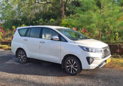 Innova Crysta Taxi Hire