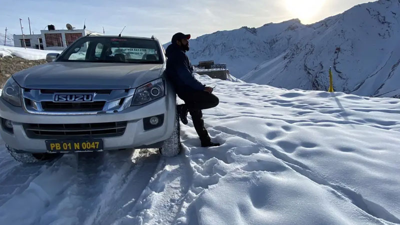 Self Drive Cars from Chandigarh to Leh